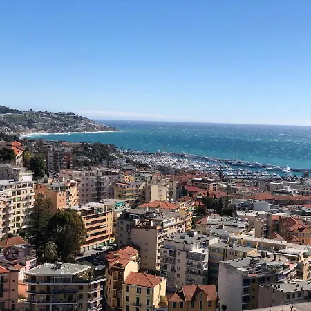 Casa Sandra - Sea View, With Garage Apartman *