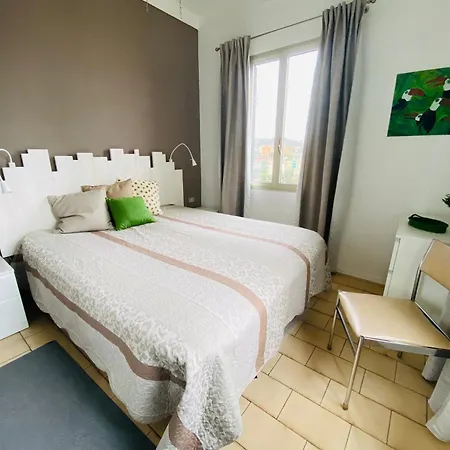 Casa Sandra - Sea View, With Garage Apartman