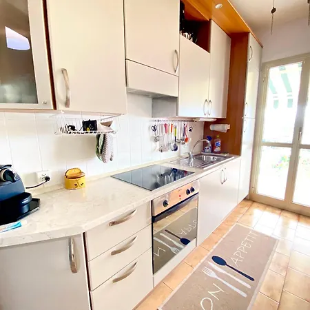 Casa Sandra - Sea View, With Garage Apartman